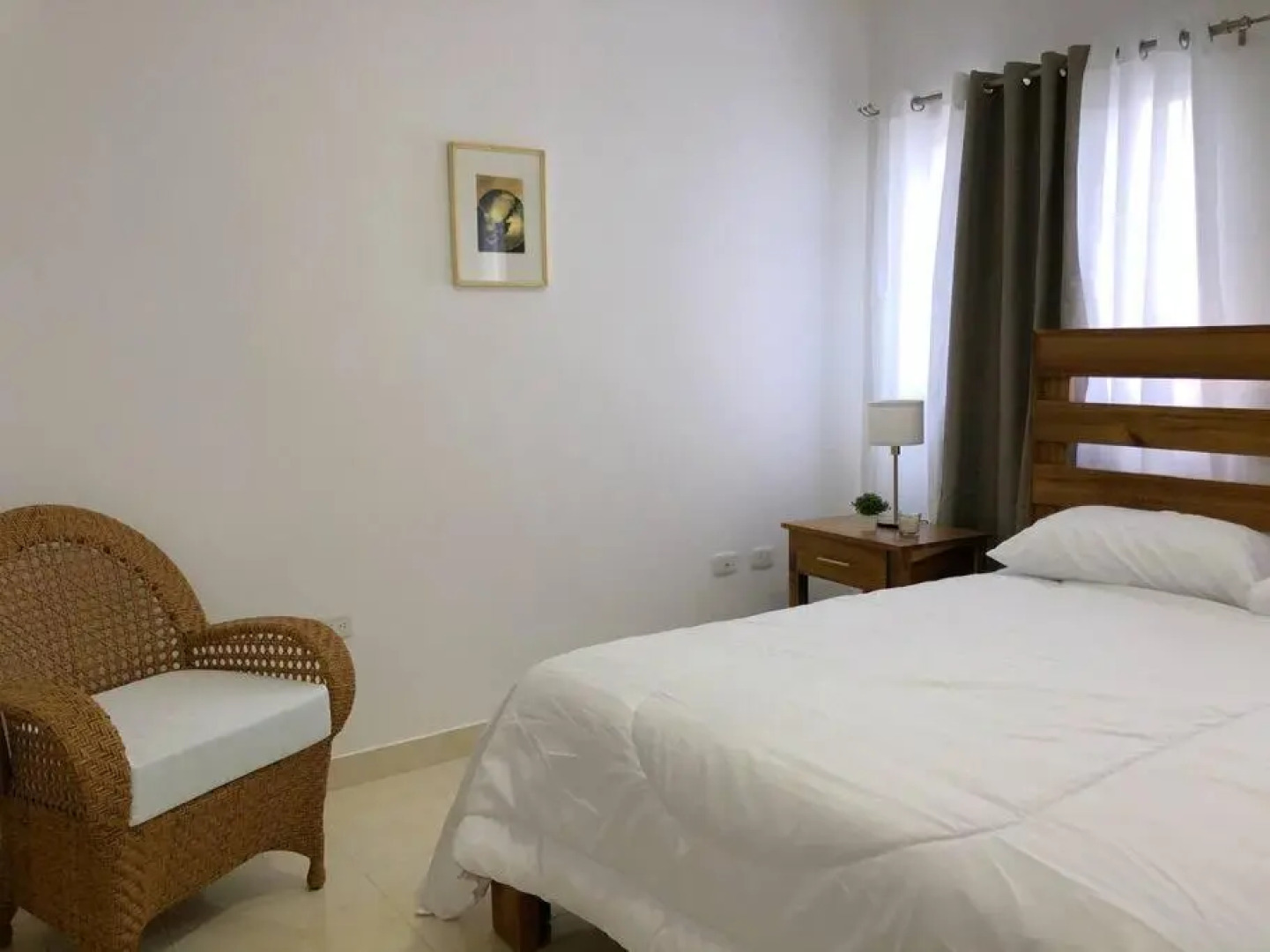 Beautiful apartment in thecity 25min from thebeach