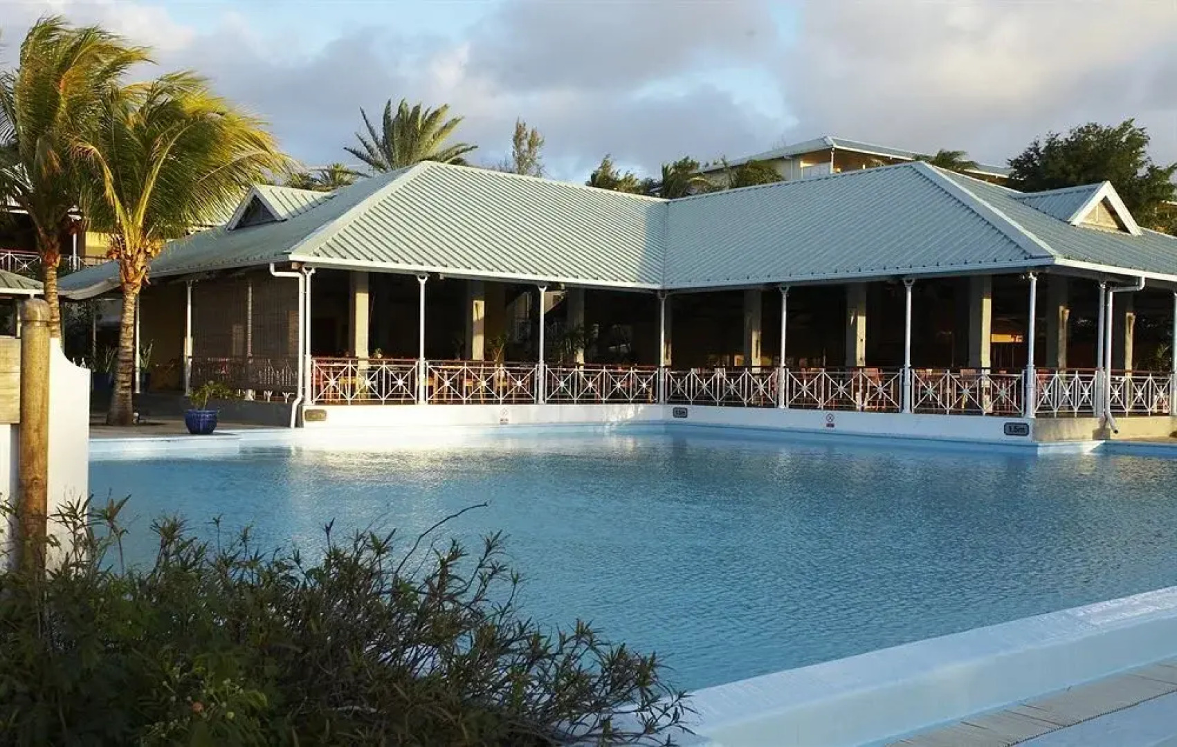 Pointe Venus Hotel & Spa