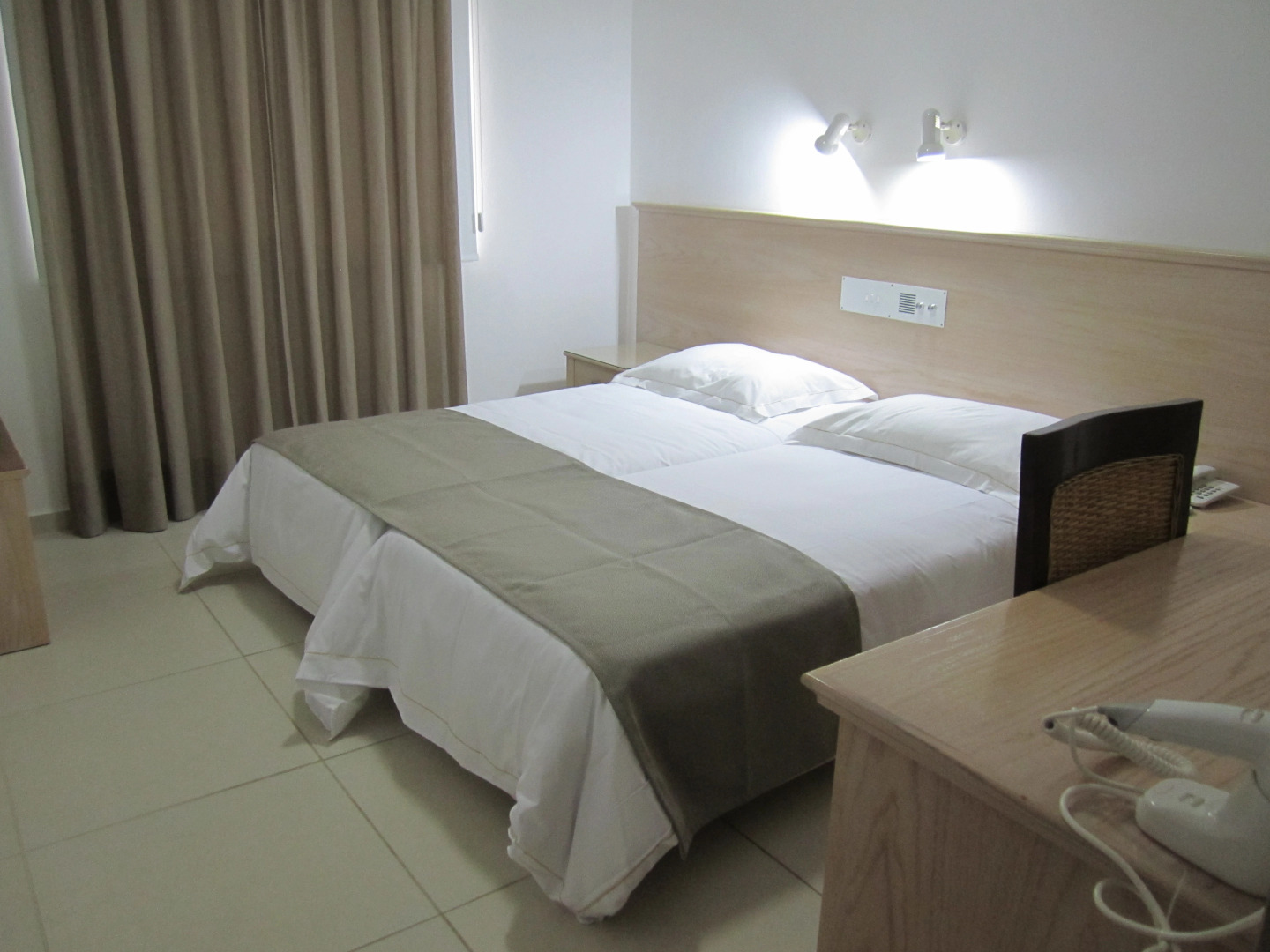 Senator Hotel Apartments - Adults Only