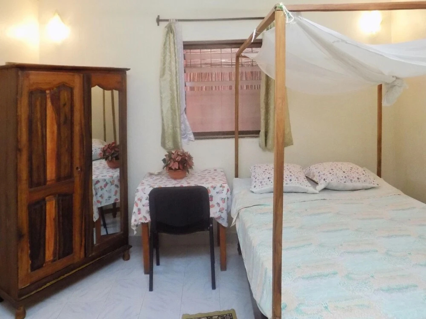 Apartment With 3 Bedrooms in Mahajanga, With Furnished Terrace and Wif