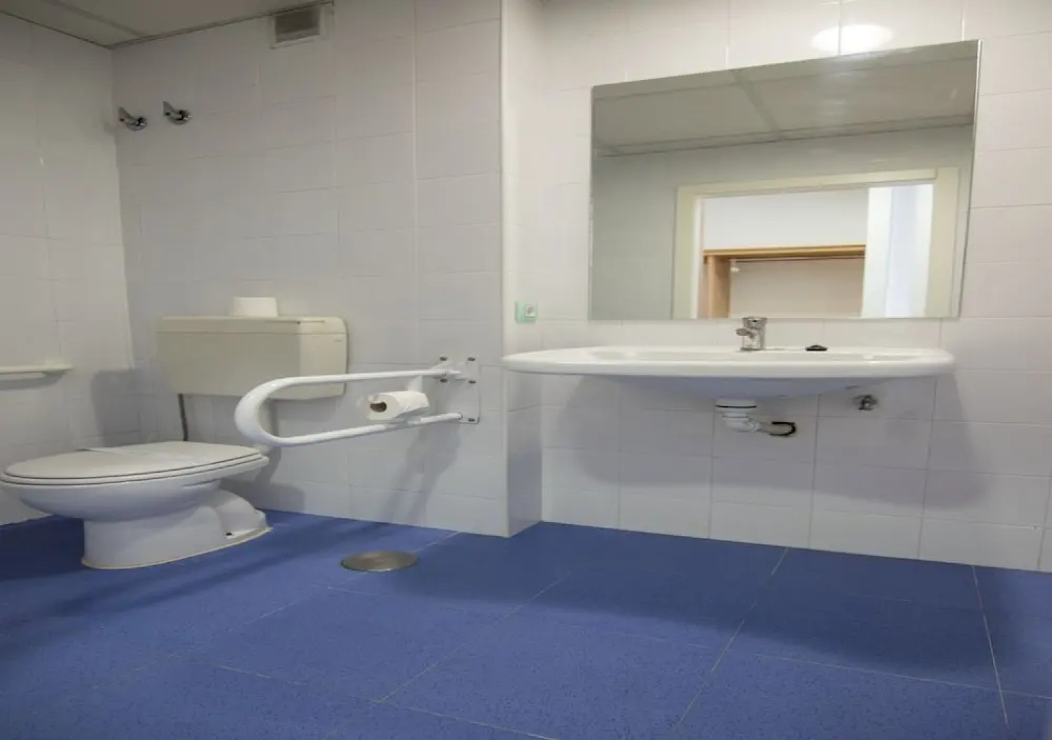 Albergue Inturjoven & Jaen - Hostel