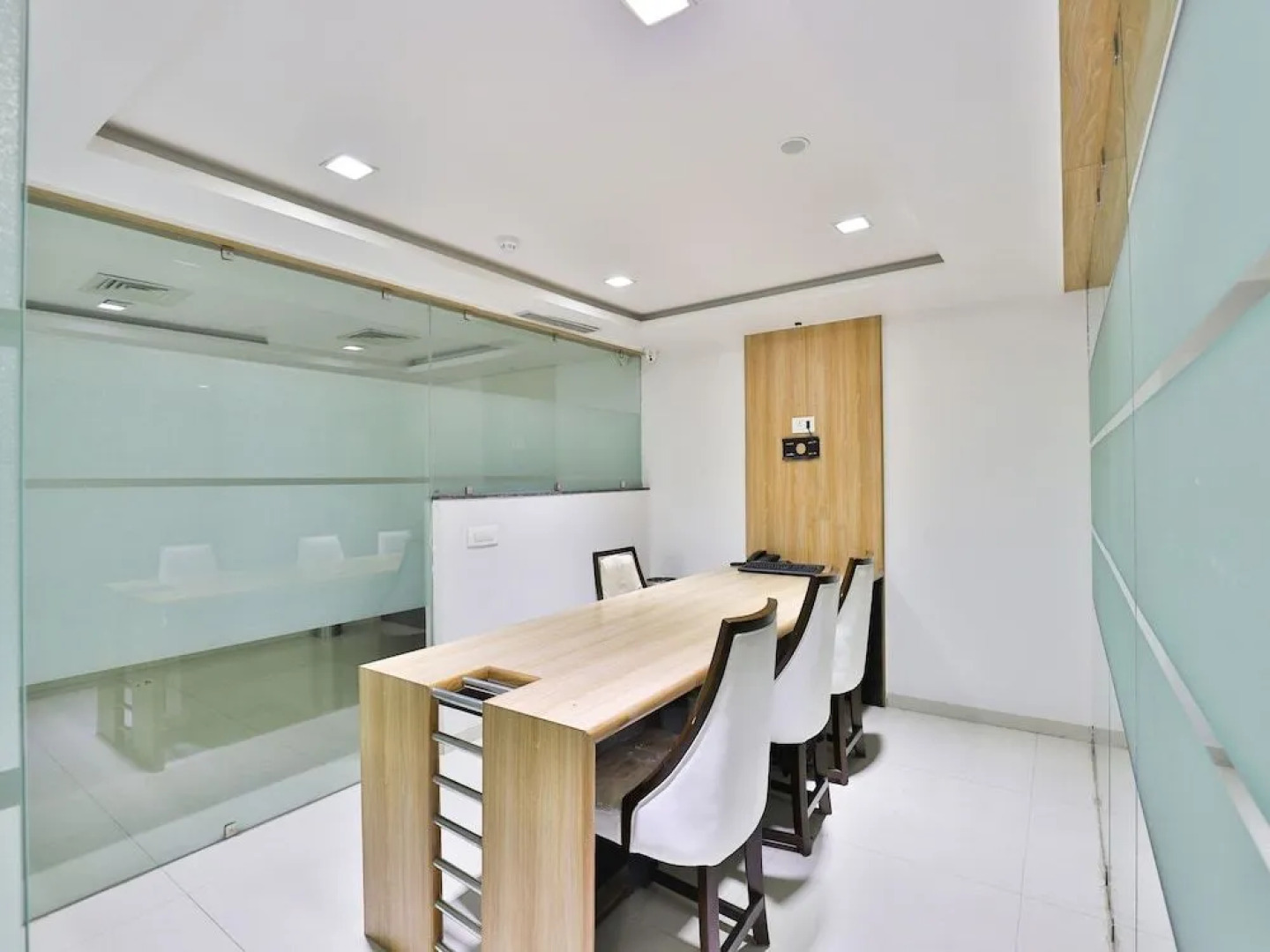 OYO 13479 Hotel Grand Nakshatra