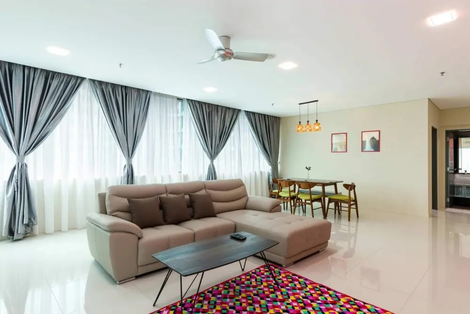 Colorful and Lovely Condo for 6 Near Klcc