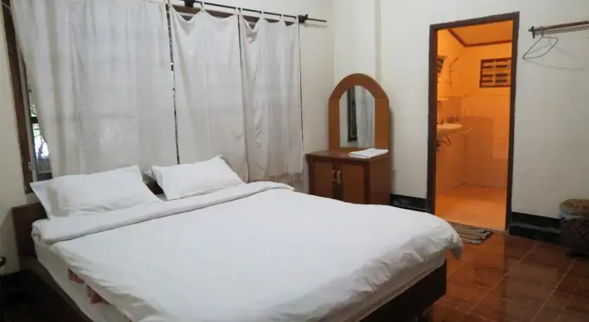 Adounsiri Guesthouse