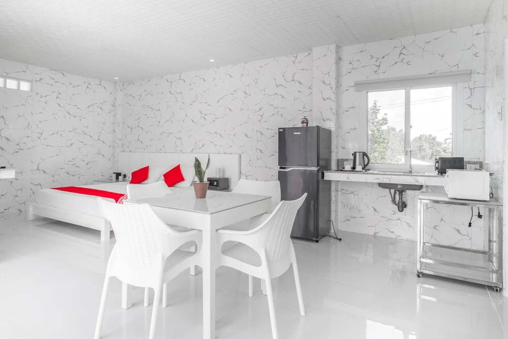 OYO 630 Sena Gladyz Suites