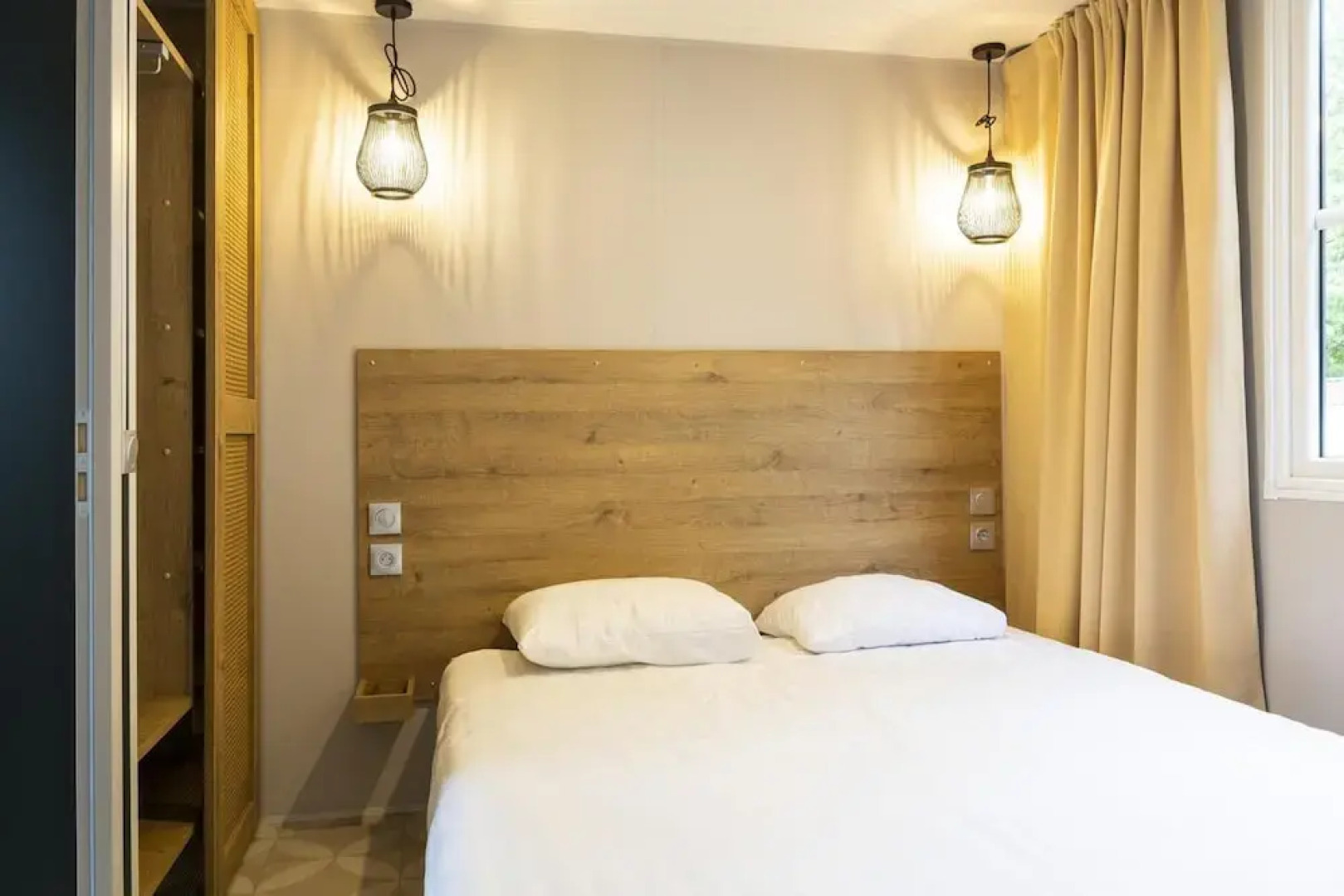 Peaceful Apartment With Pool