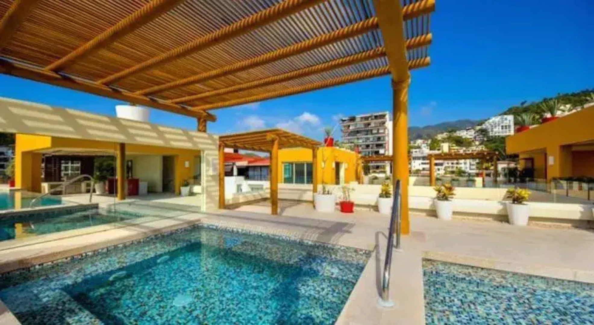 Puerto Vallarta Condo Romantic Zone Luxury Old Town