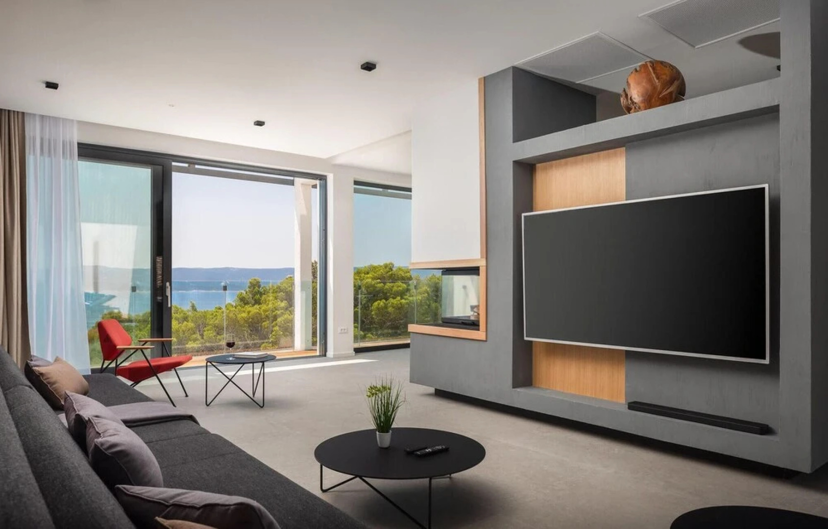 Beautiful Home in Omis With Sauna, 3 Bedrooms and Heated Swimming Pool