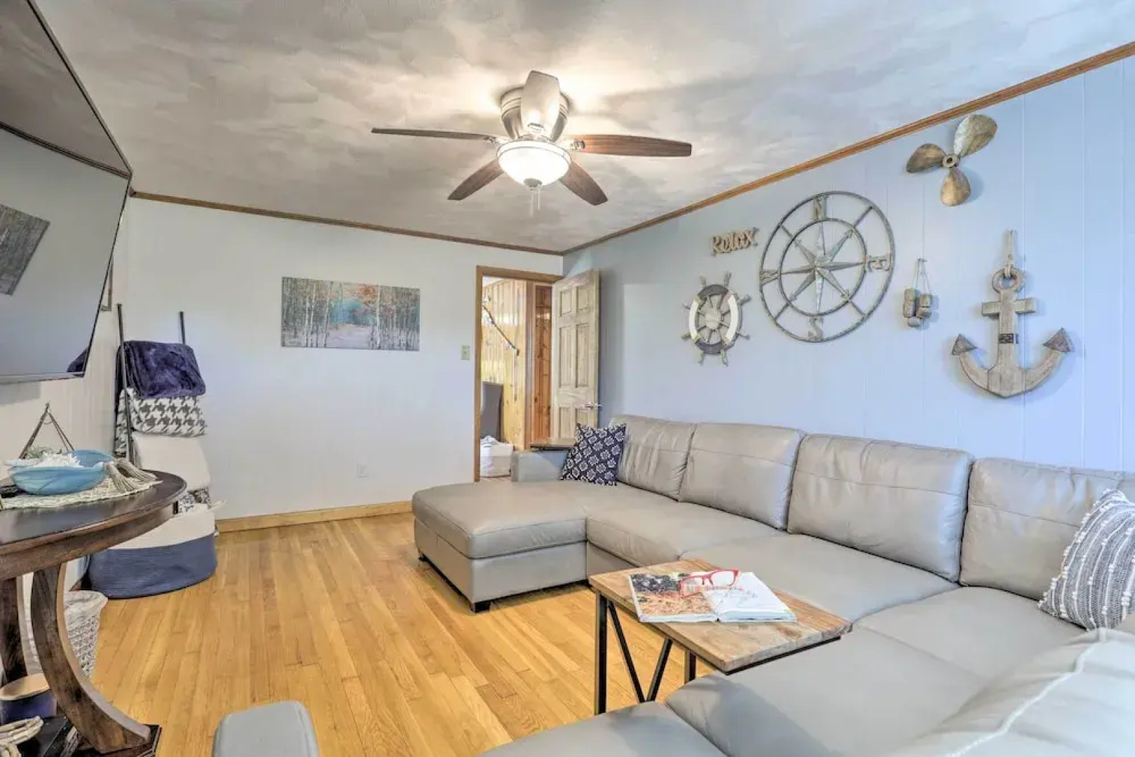 Football Fans Lake Retreat - 5 Mins to Gillette!