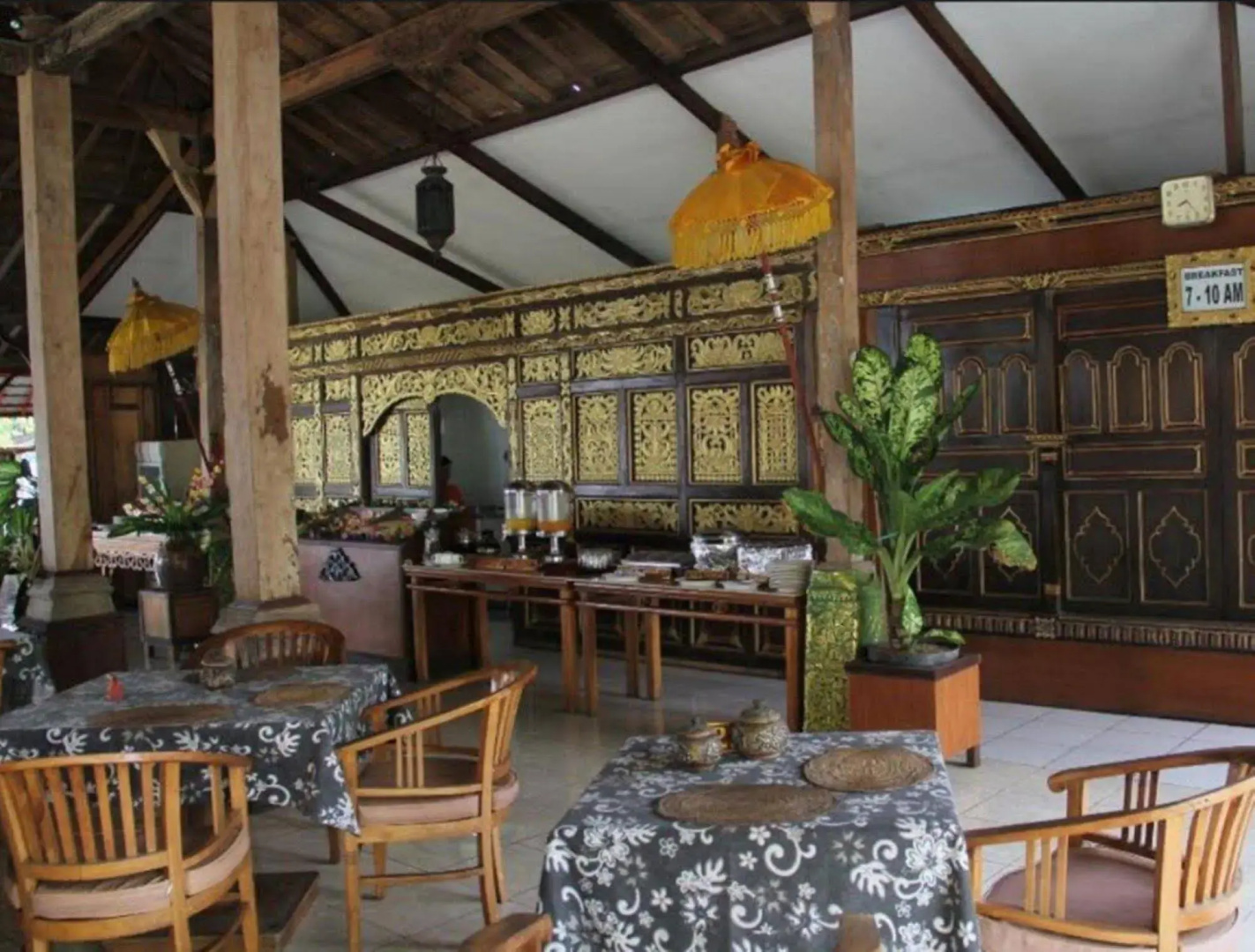 Gazebo Beach Hotel