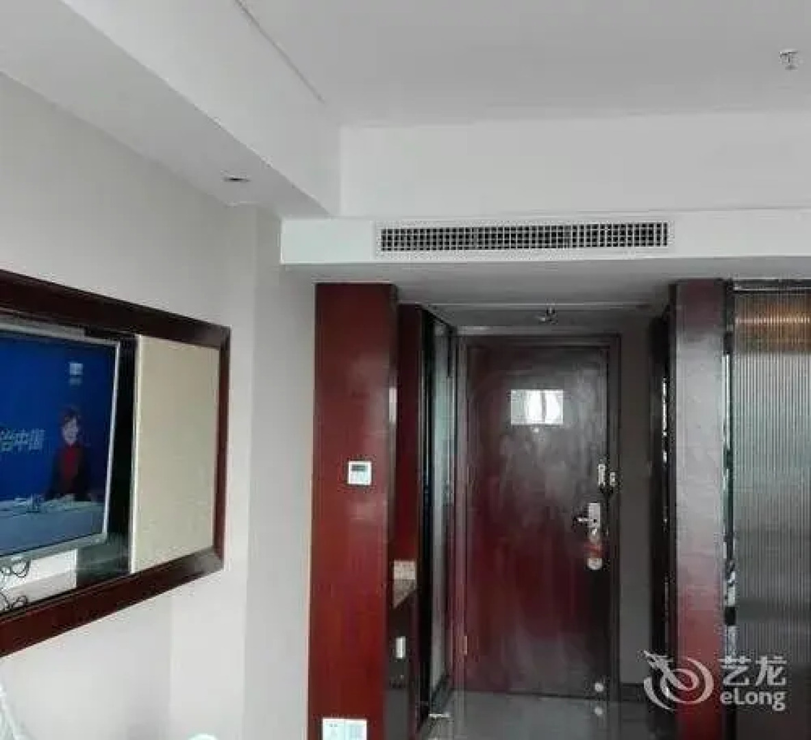 Yichang Riverside No 1 Hotel