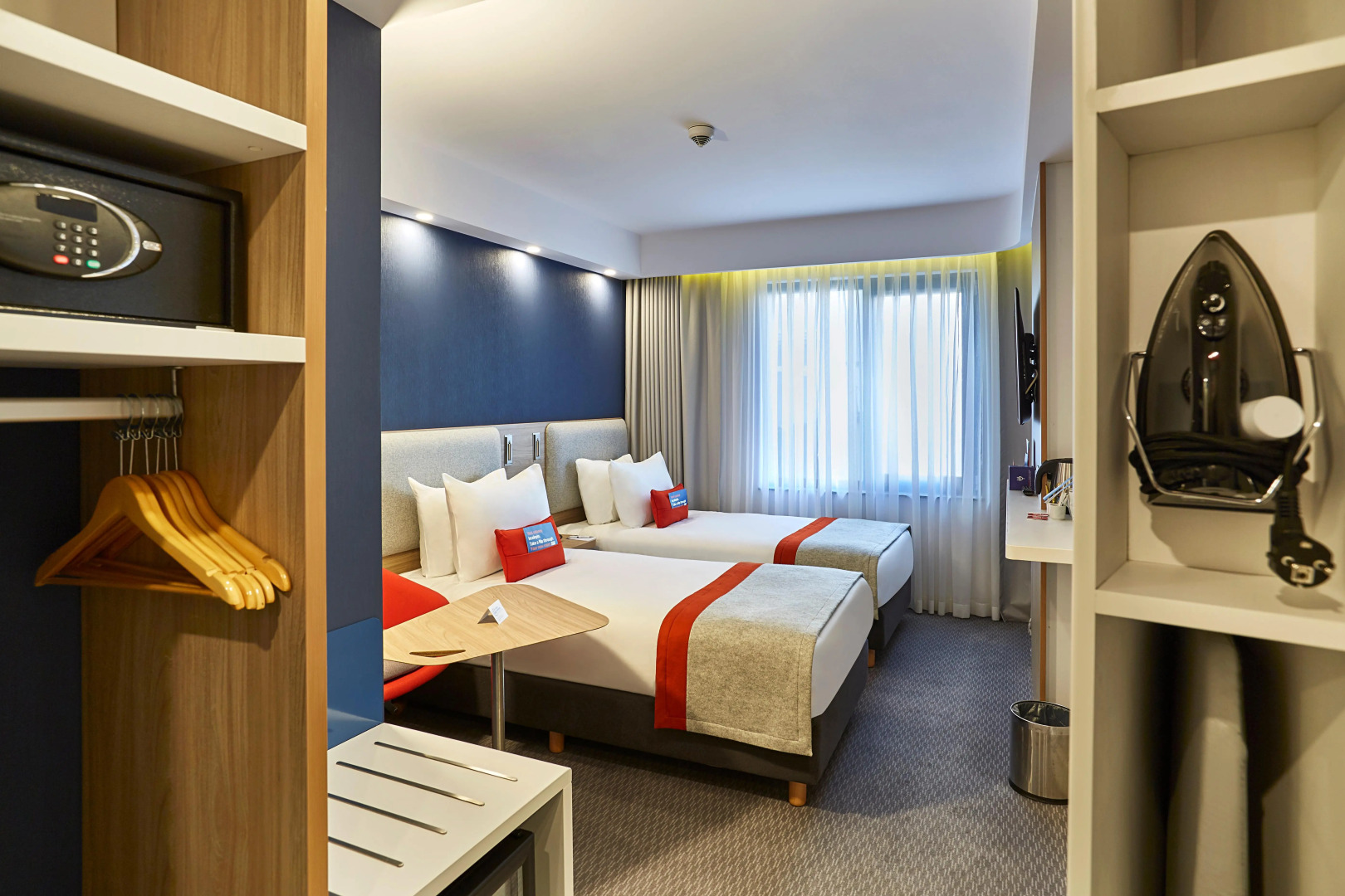 Holiday Inn Express Istanbul - Atakoy Metro by IHG