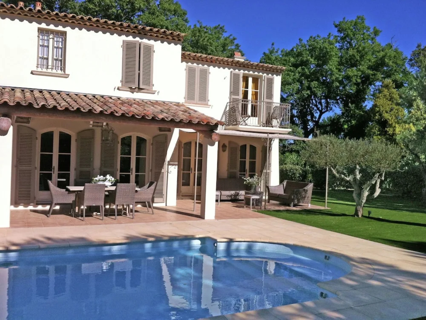 Plushy Villa in Saint Tropez With Pool and 2 Pvt. Terraces