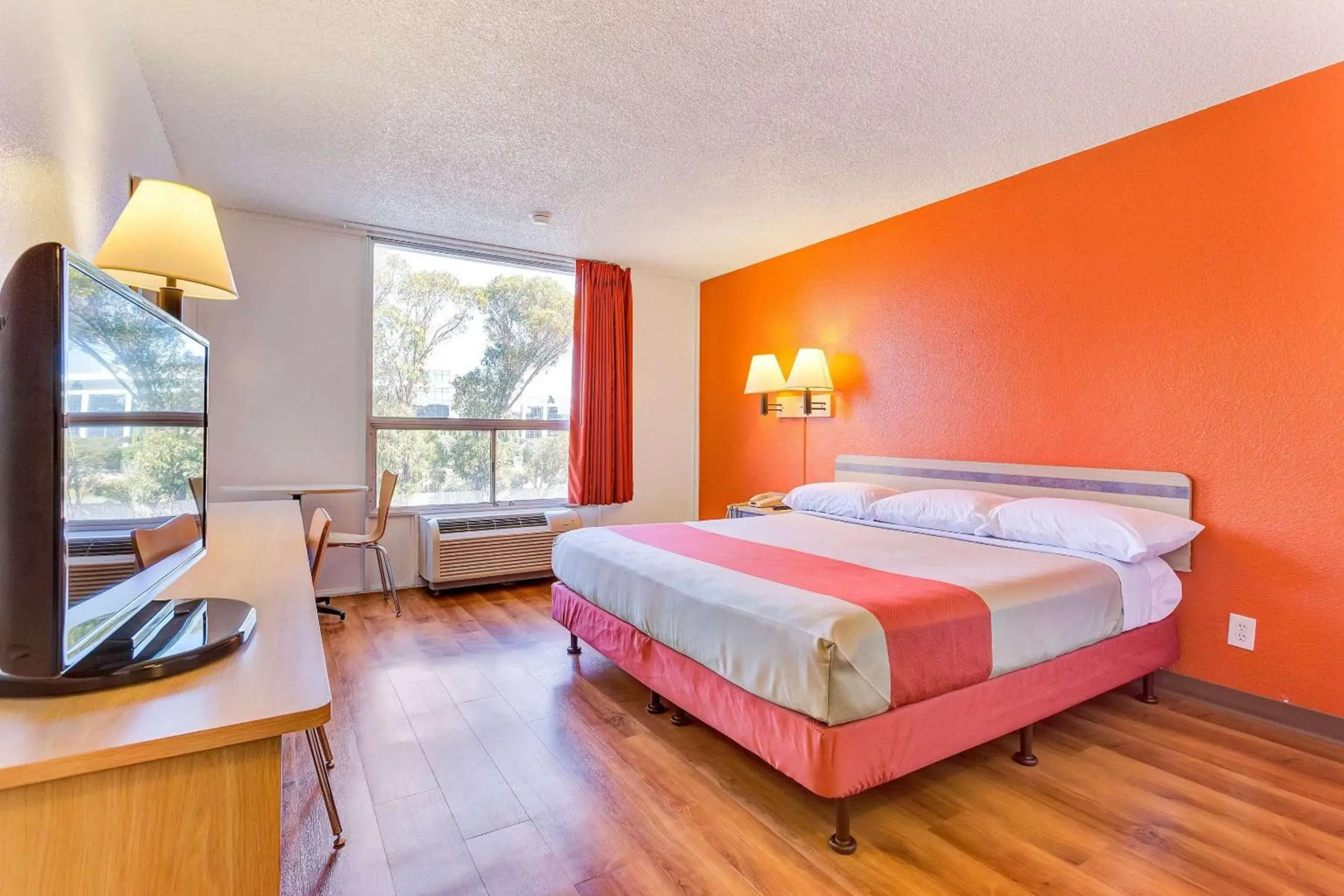 Motel 6 Belmont, CA - San Francisco - Redwood City