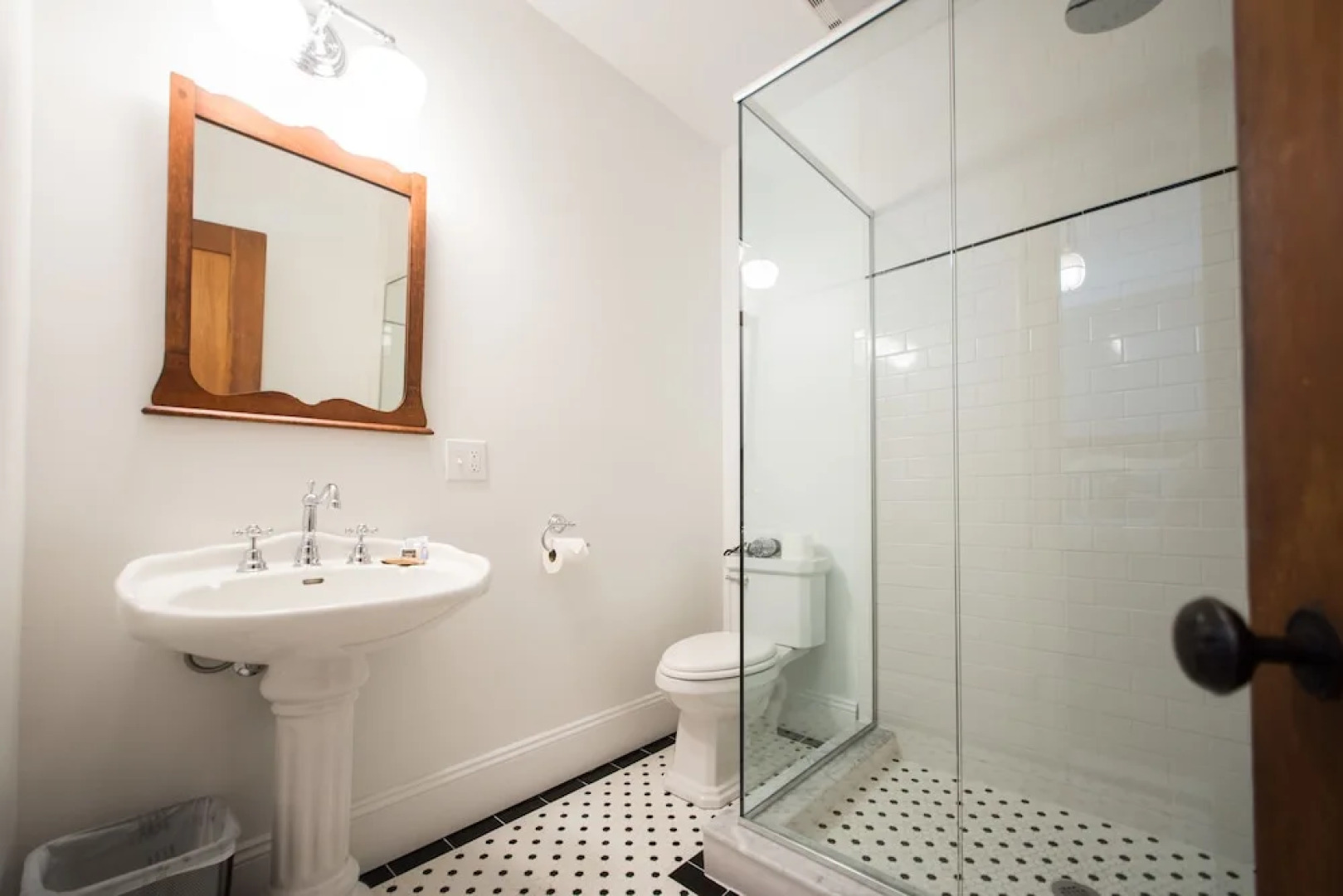 The Inn At Five Points