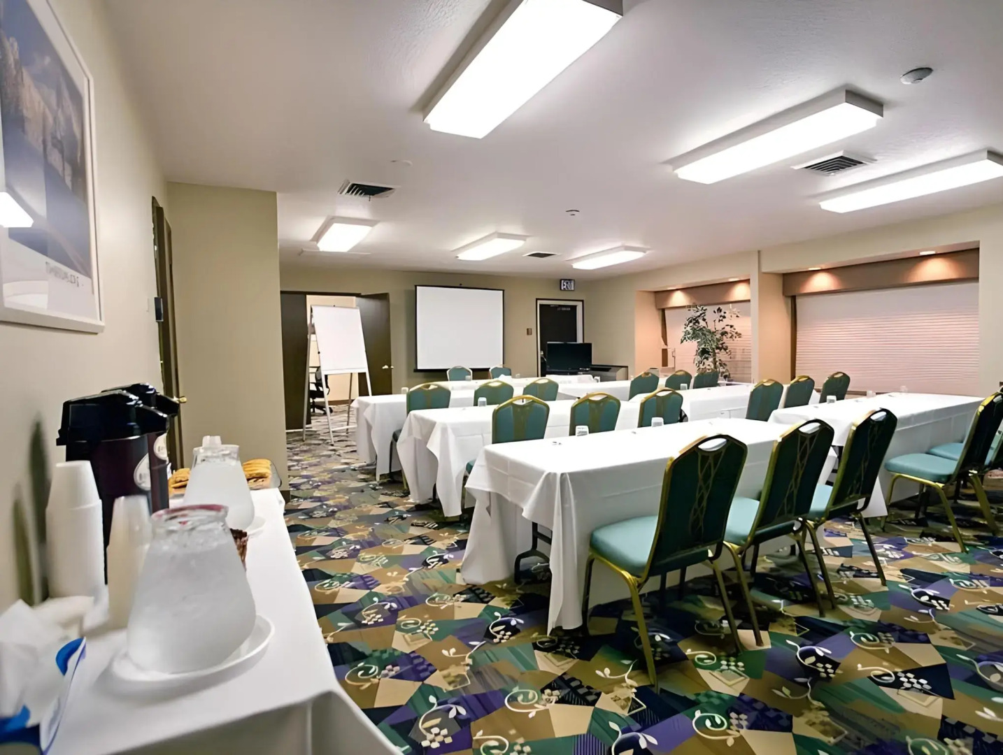 Sunnyside Inn & Suites