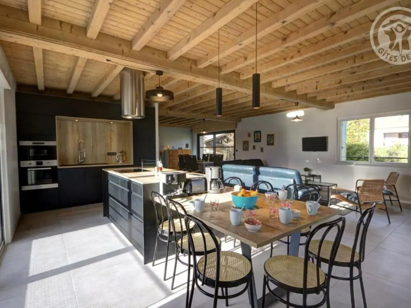 Gîte Saint-Just-Saint-Rambert, 5 pièces, 8 personnes - FR-1-496-195