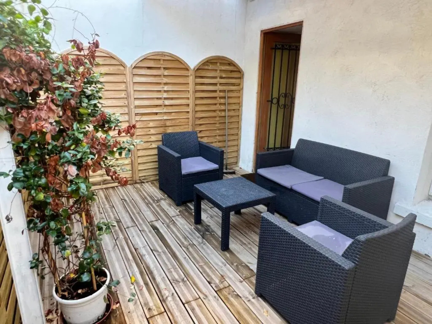 Studio Neuf Climatisé avec Terrasse #4