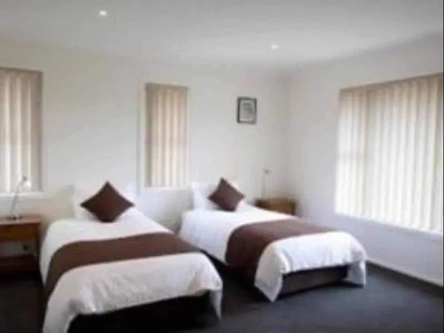 Executive Oasis Narrabri Apartments