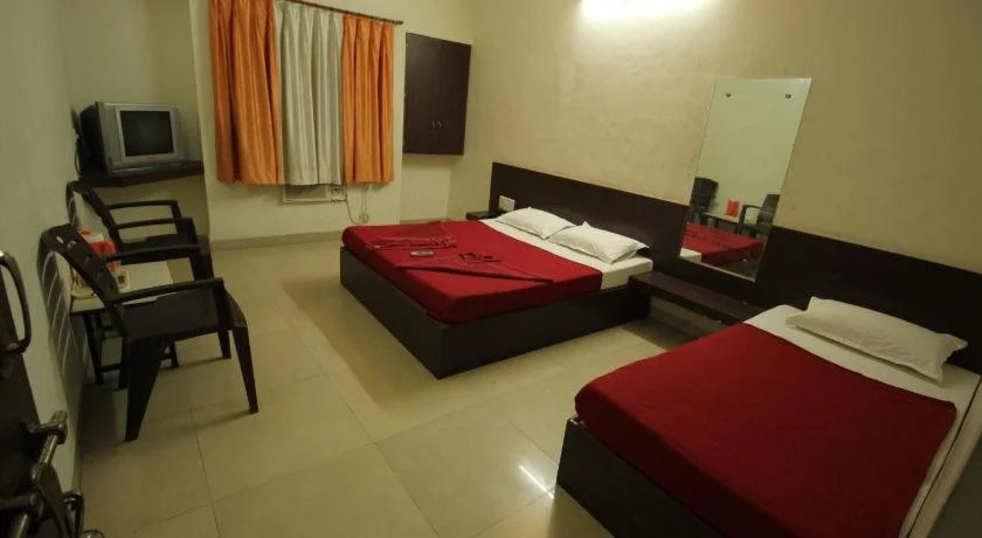 Hotel Laxmibai Palace