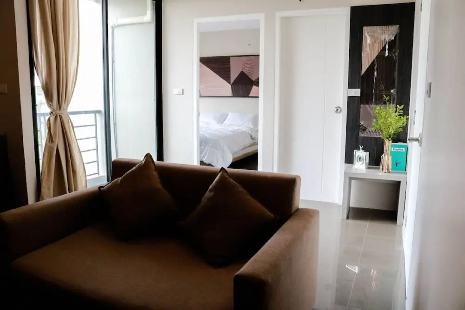 RQ Bangkok Sukhumvit 107 by Collection O