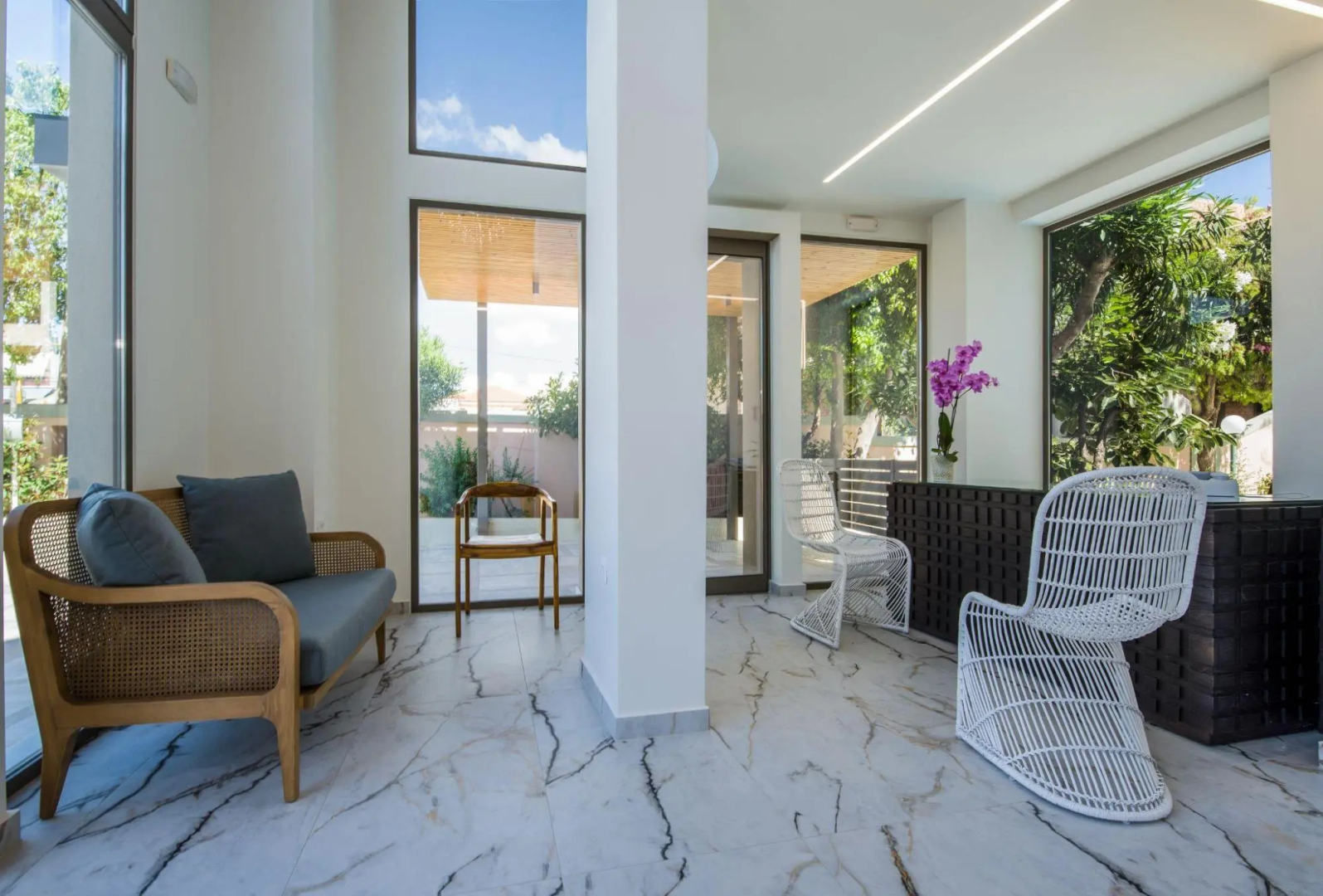 Lotus Hotel Apartments