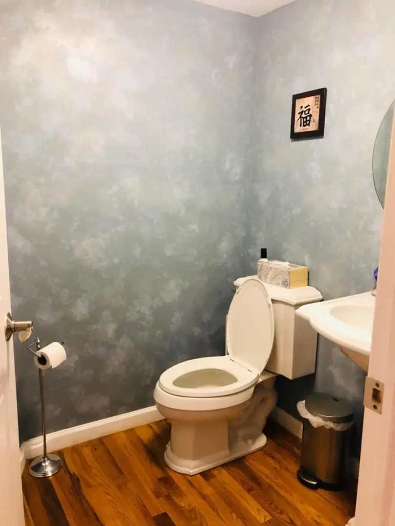 UPDATED Amazing Bi -Level Condo minutes from water views of New York City