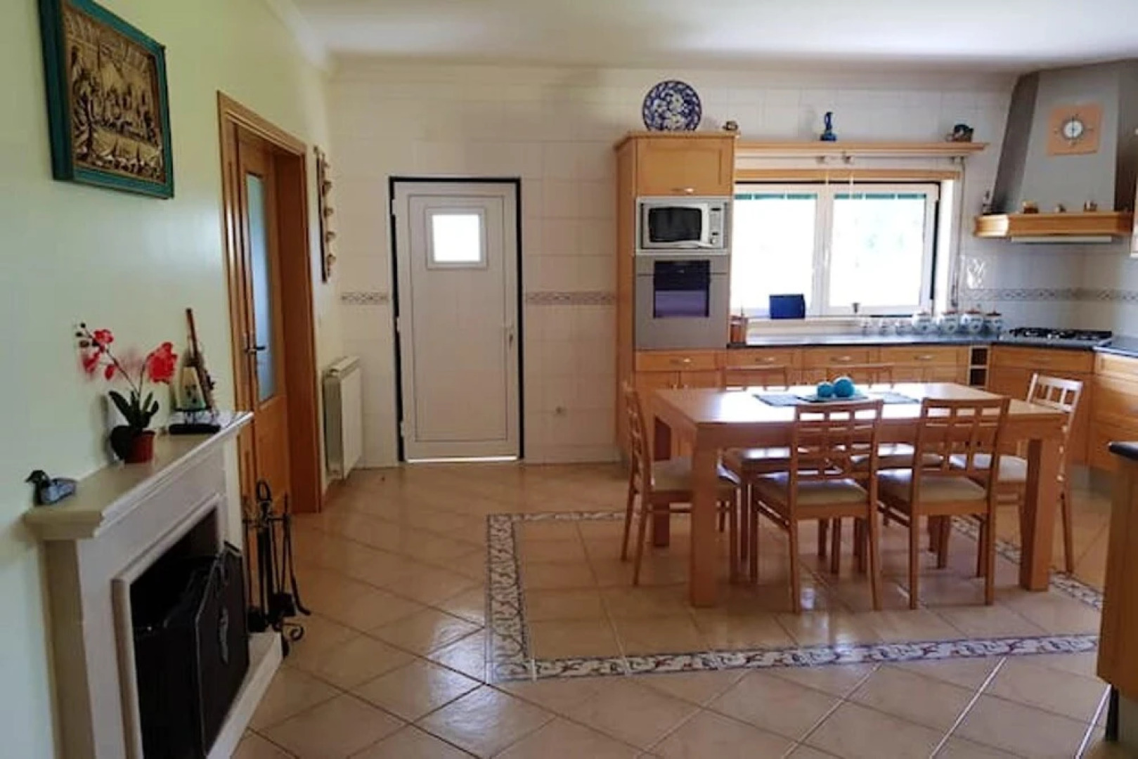 House With 4 Bedrooms in Leiria, With Enclosed Garden and Wifi