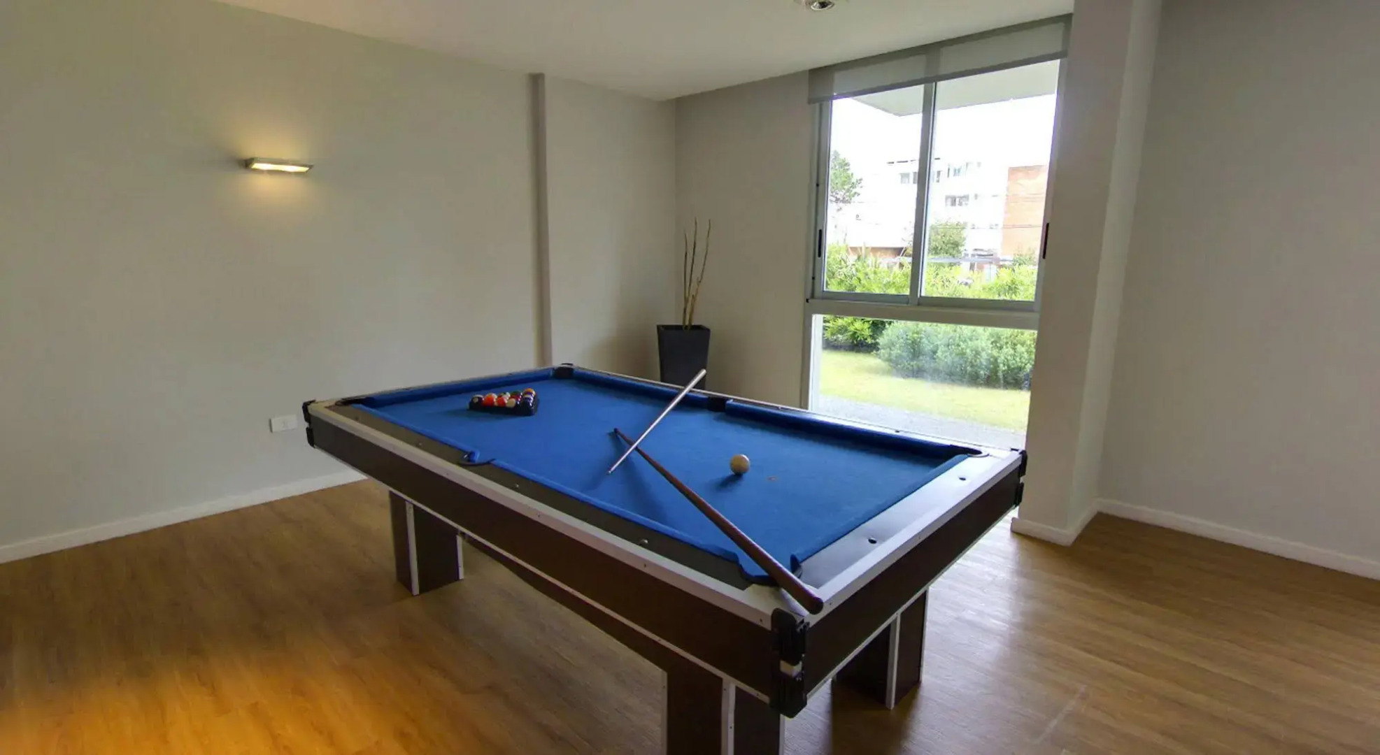 Arenas del Mar Apartments