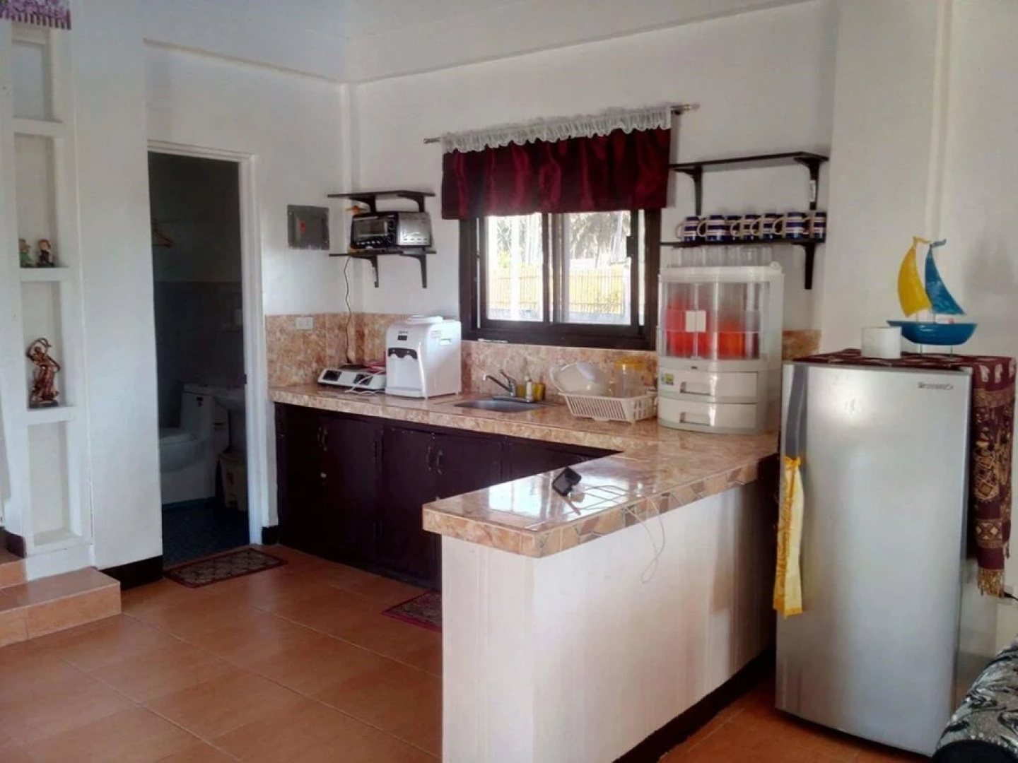 Traditional Filipino Villa Beachfront