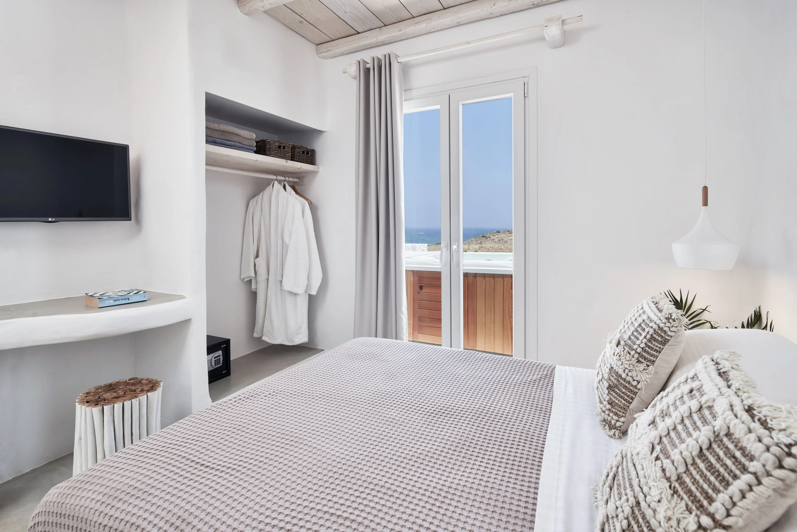 Naxian Utopia Luxury Villas & Suites