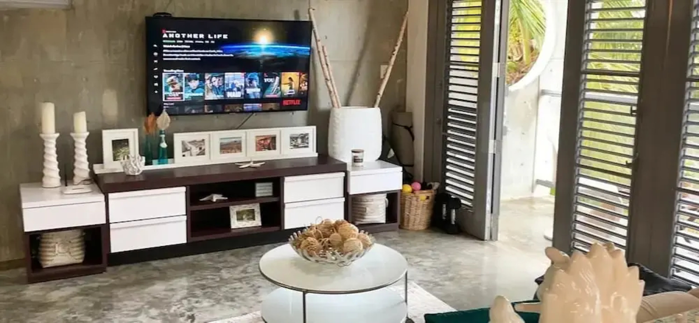 Soberana del Mar Beachfront Villa