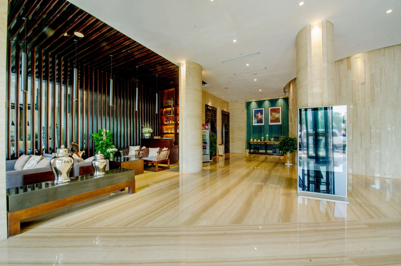 Byland World Hotel