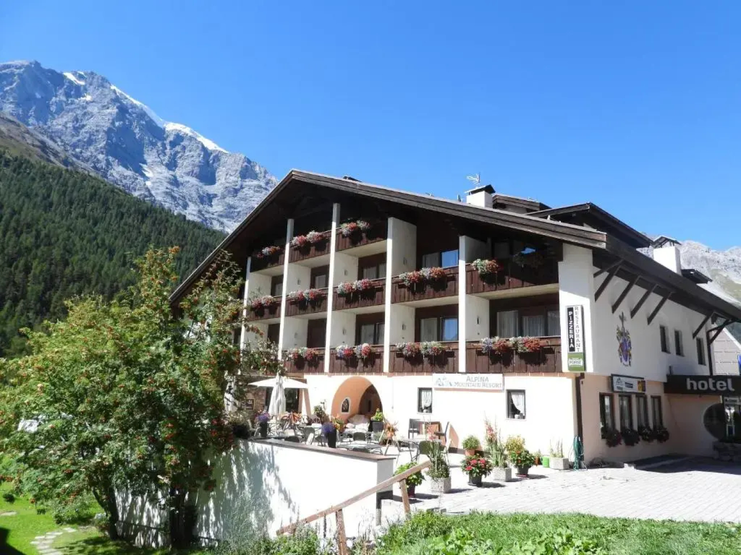 Alpina Residence