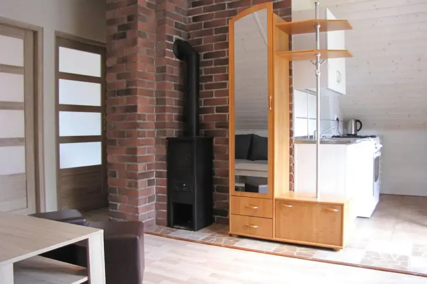 Apartment Right on the Lake, Ryn