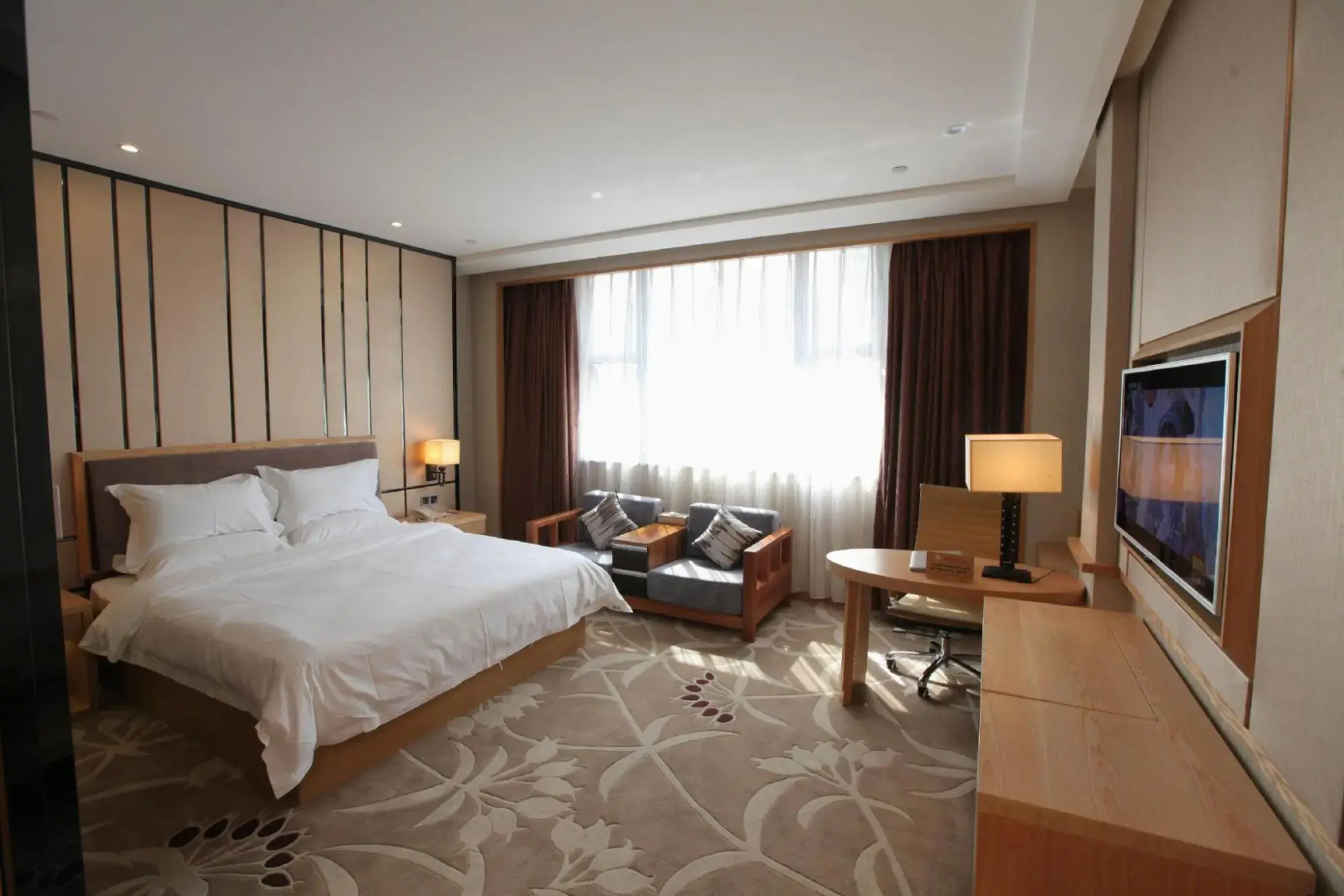 Junlong Business Hotel