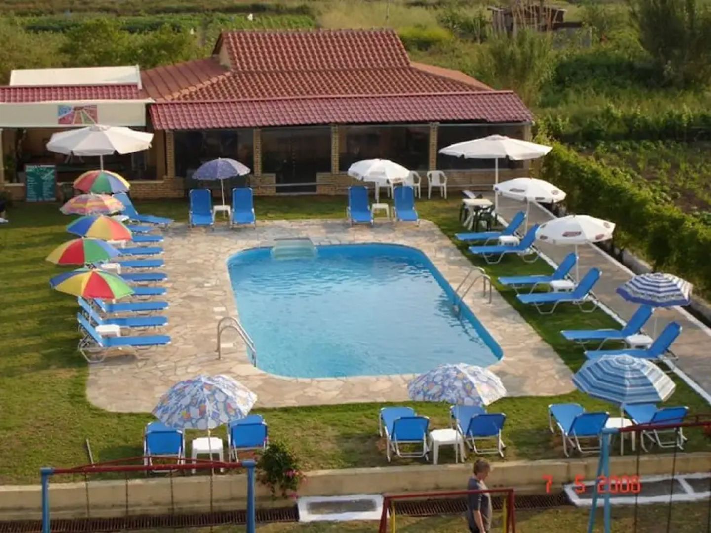 Studio in Corfu, With Pool Access, Enclosed Garden and Wifi