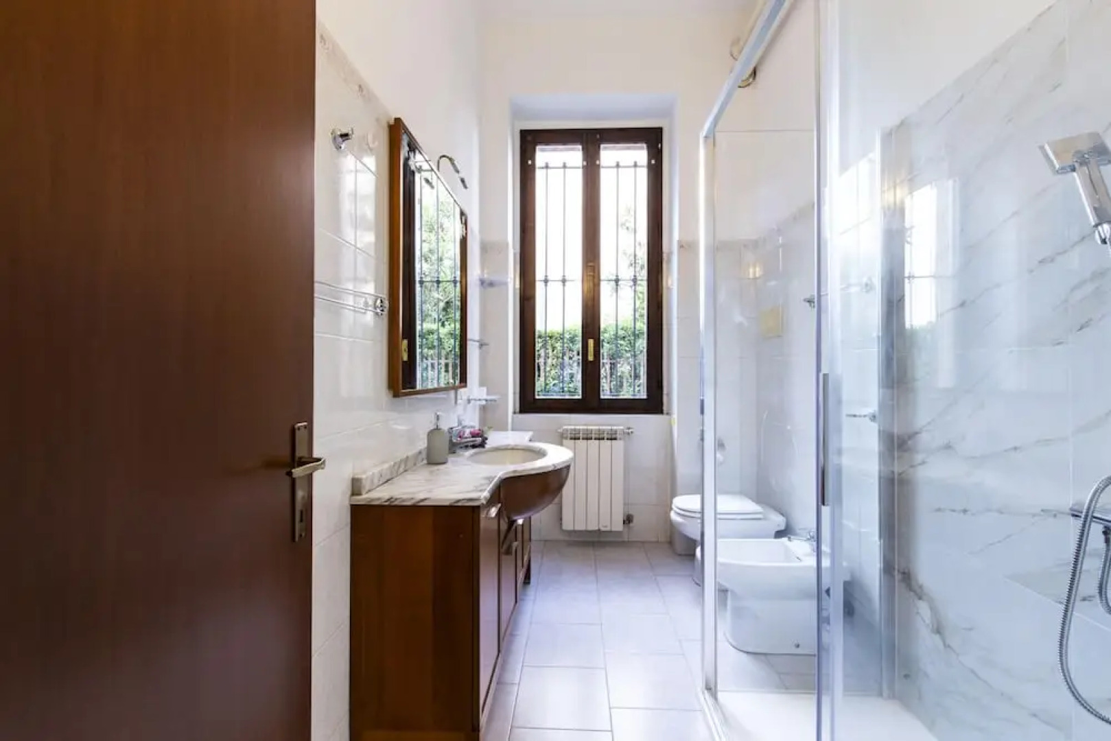 Erba 6 in Baranzate With 1 Bedrooms and 1 Bathrooms