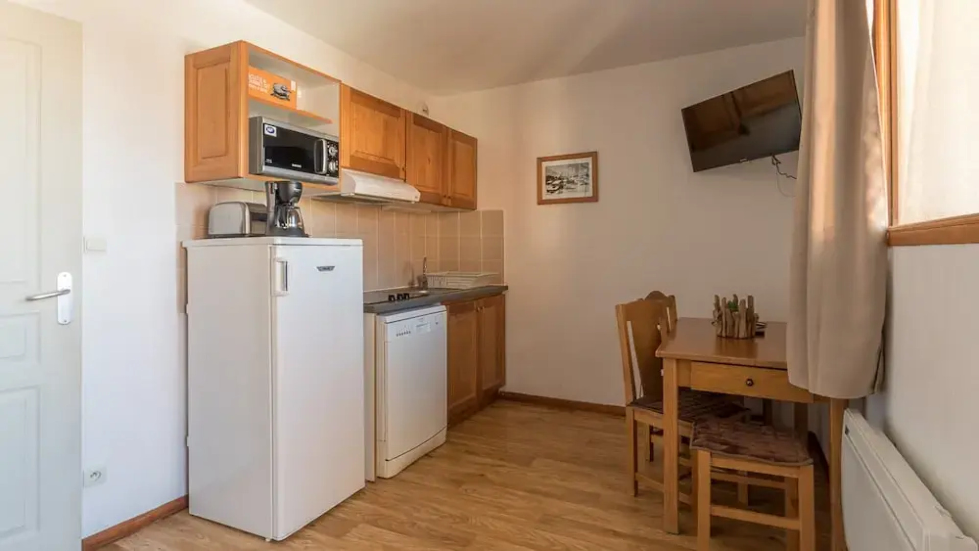 Sunny Mountain Retreat