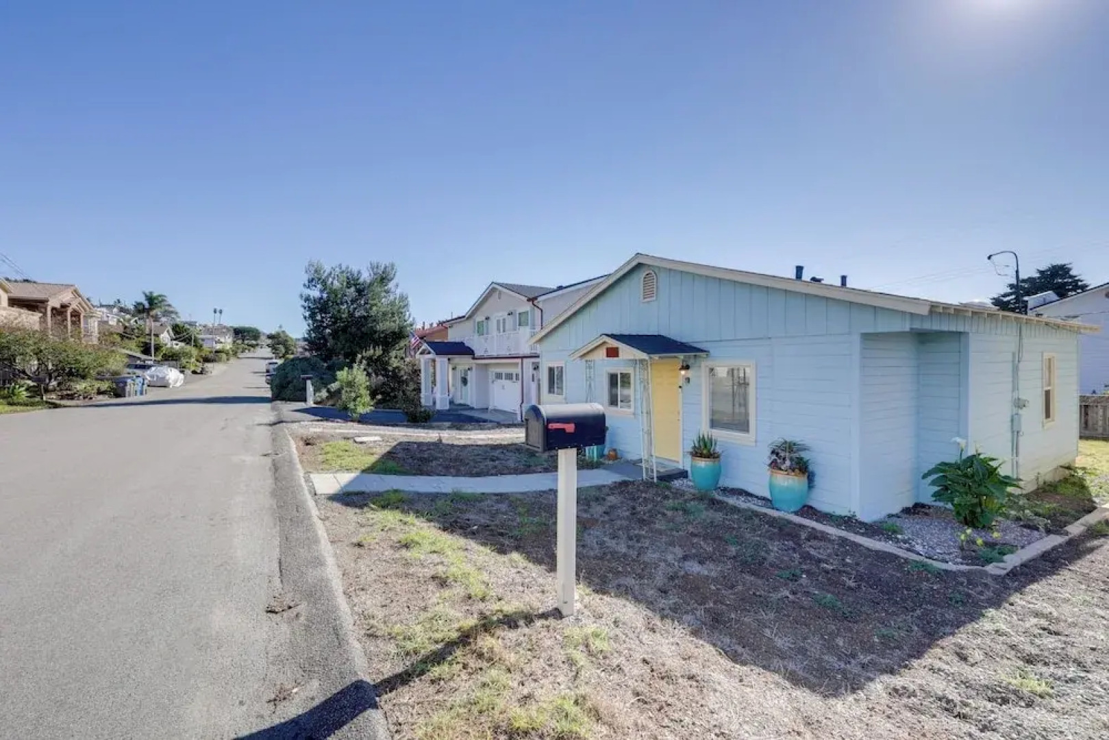 Pet-friendly Cayucos Home: Walk to Public Beach!
