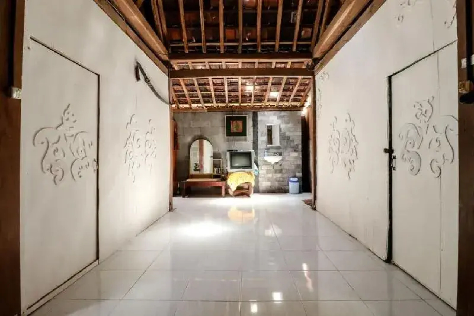 Segajih Central Stay and Education by ZUZU