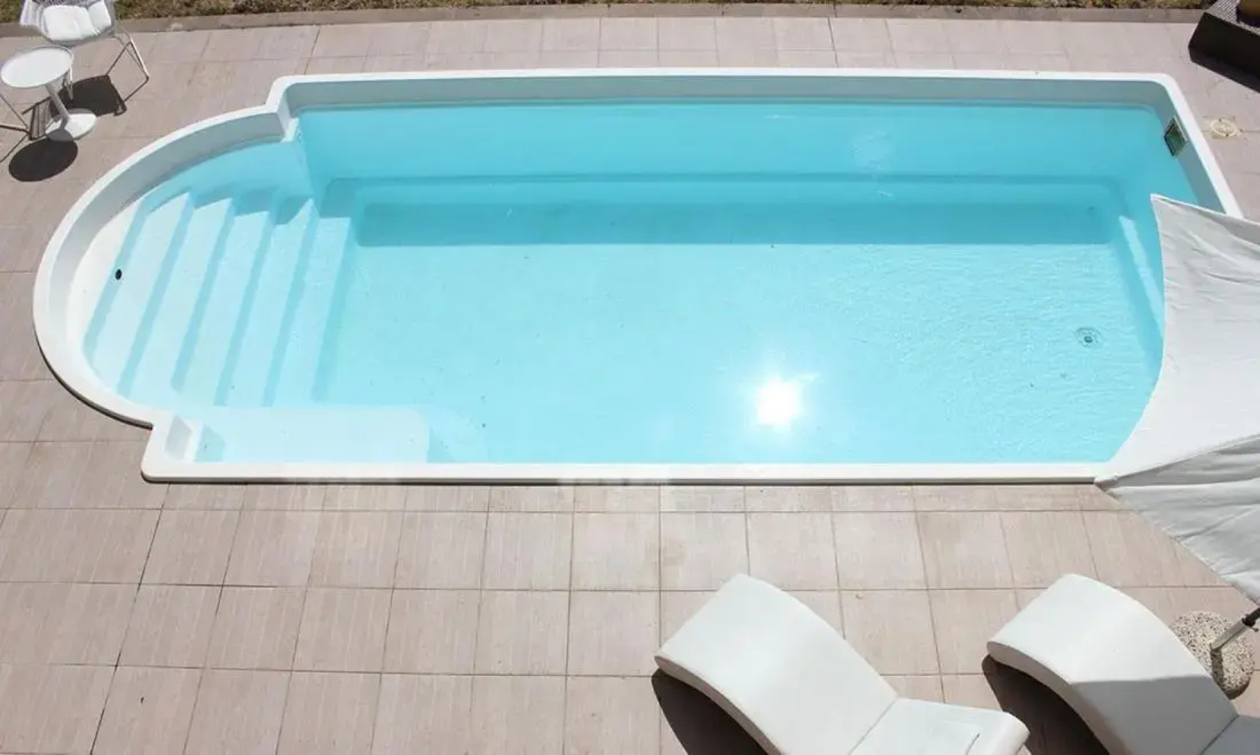 Villa Diana, Marche - intera struttura con piscina