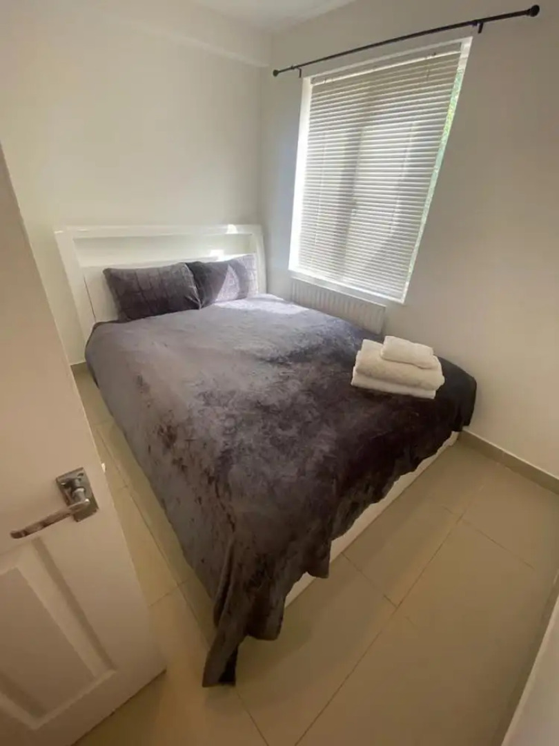 Charming 1-bed Apartment in Chigwell