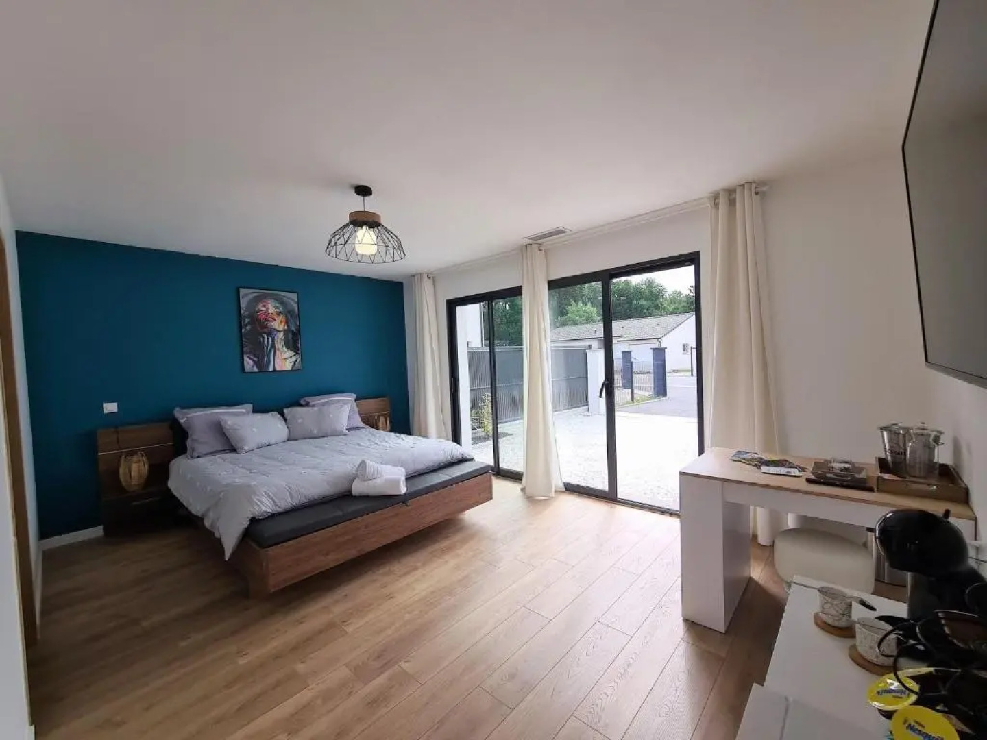 La Suite De La Route Des Chateaux