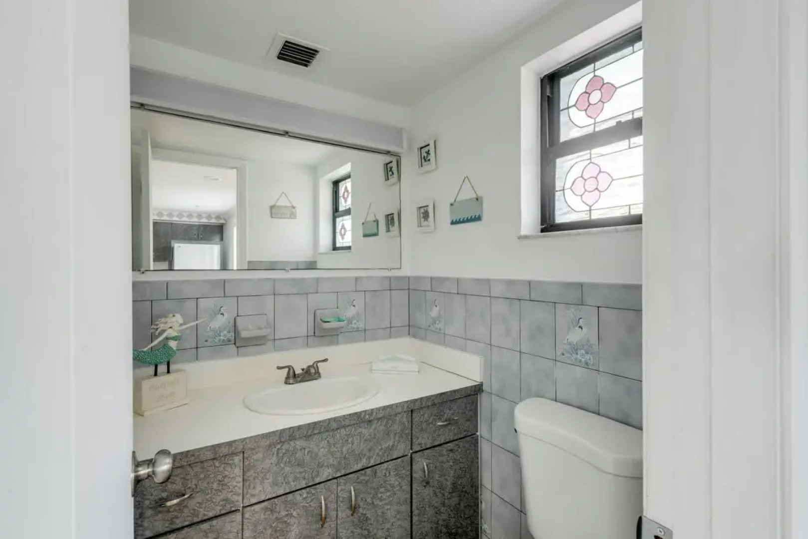 Walk to Beach: Florida Keys Gem w/ Ocean Views