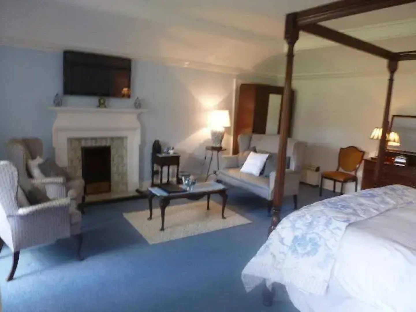 Shieldhill Castle Hotel