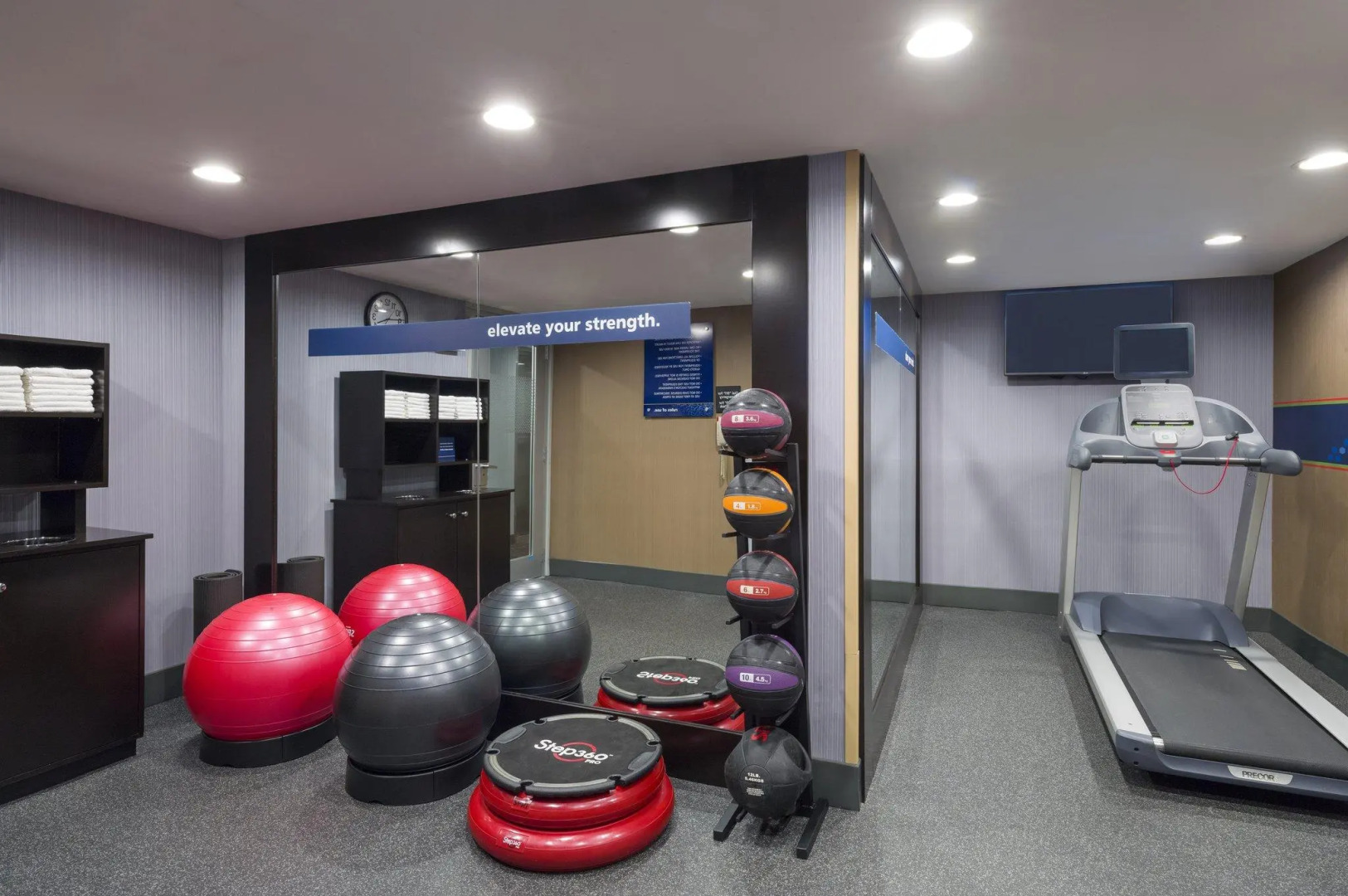 Hampton Inn Seaport Financial District