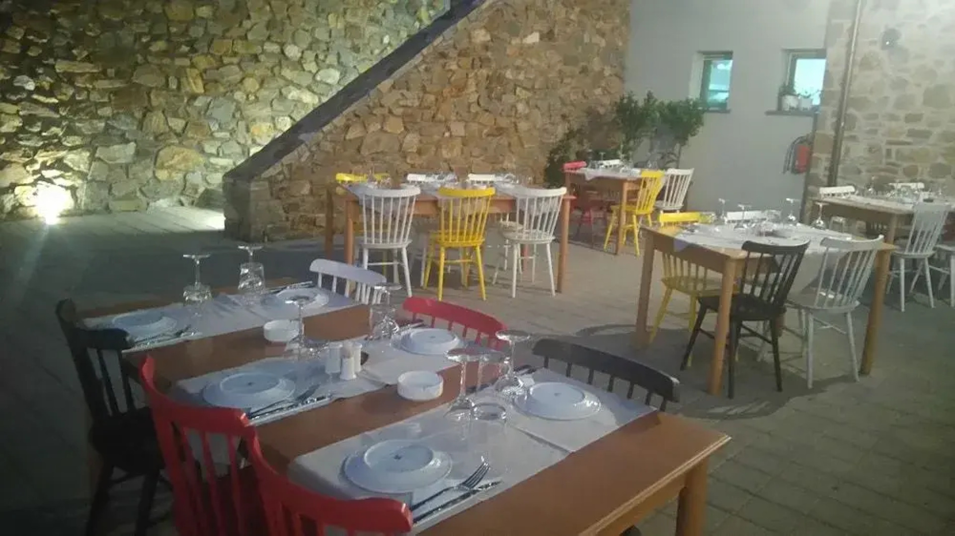 Foresta in Medias Mores