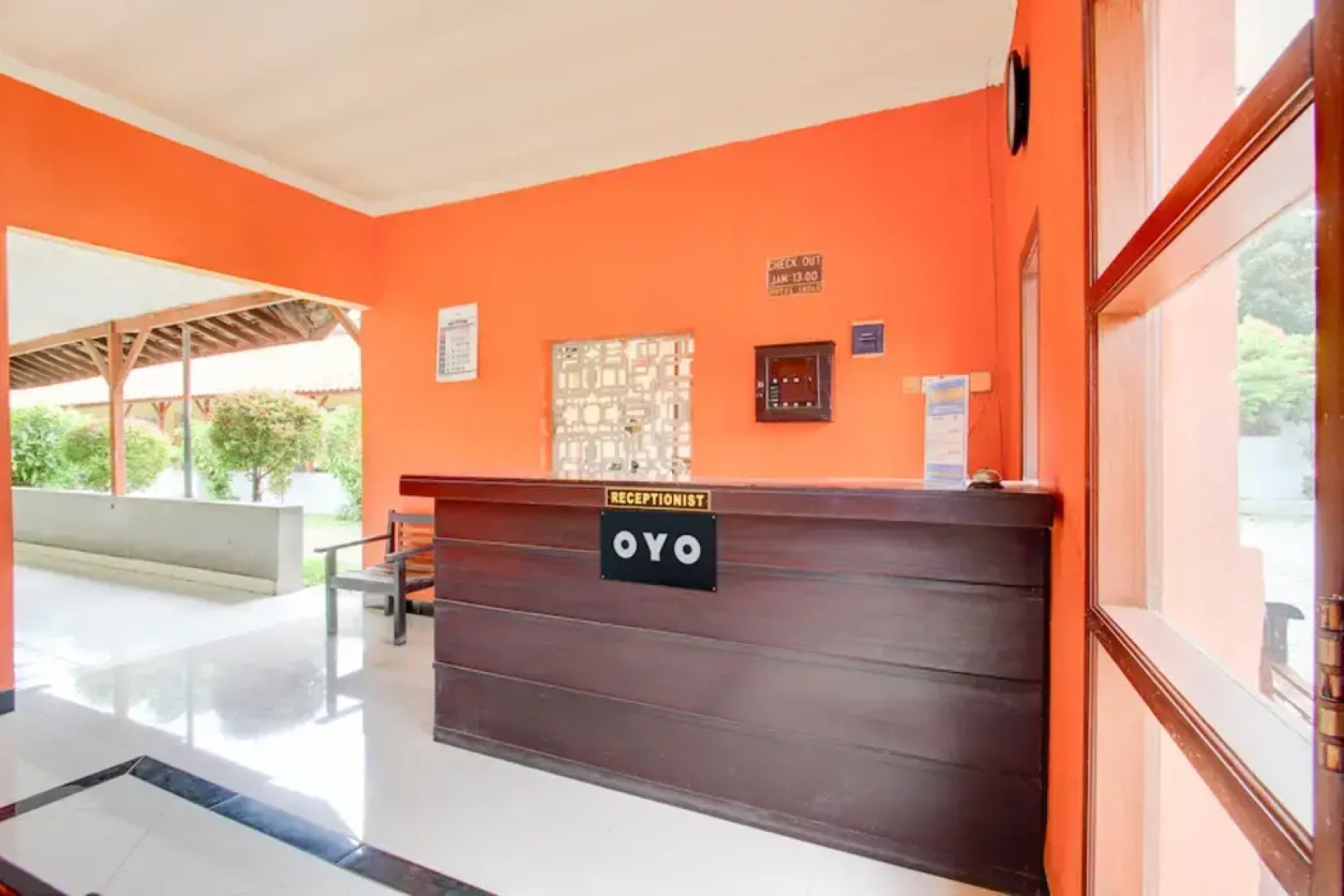 Collection O Stasiun Pekalongan Near Stasiun Kereta Api Formerly Hotel Indah