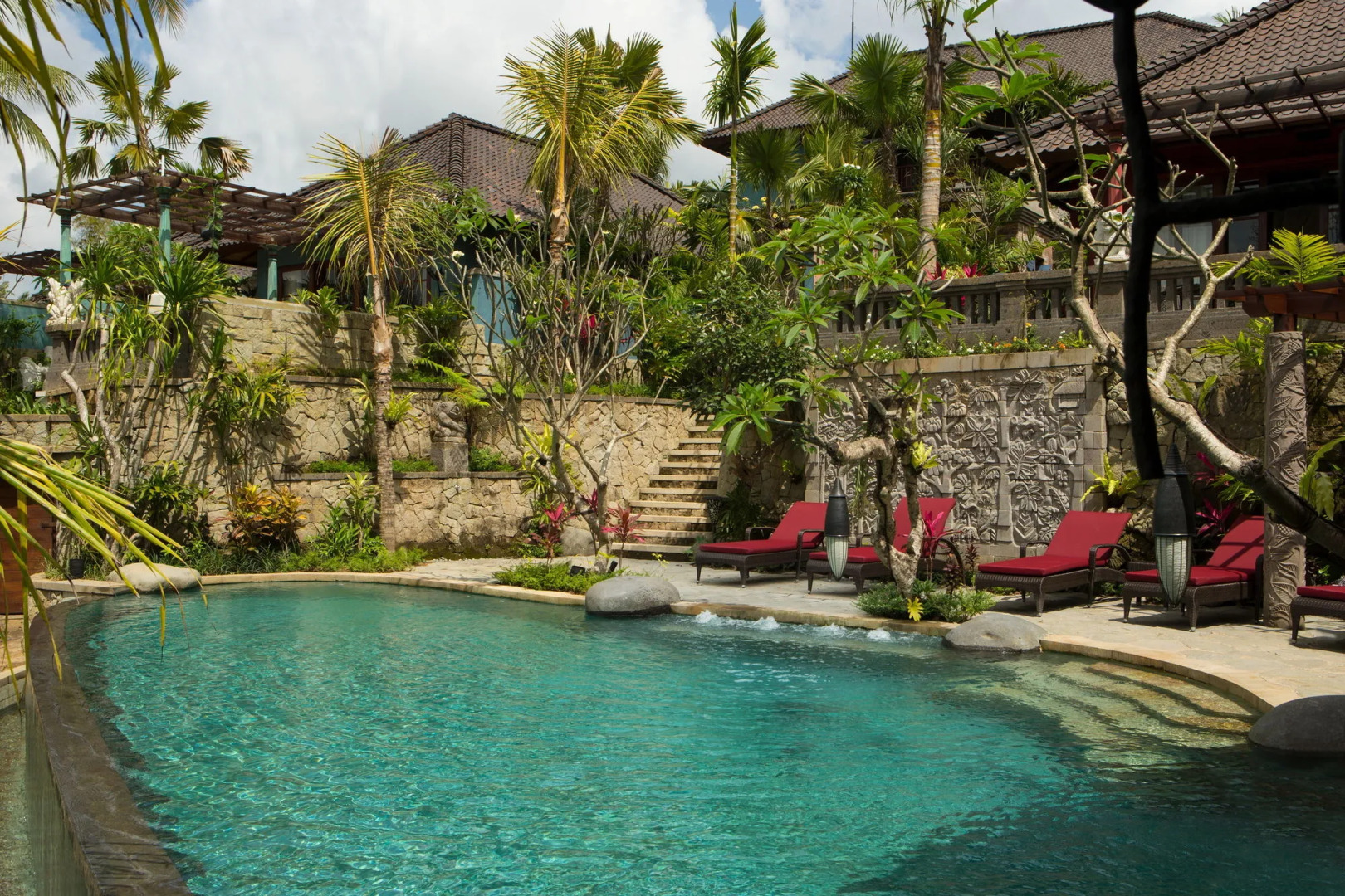 Отель Dwaraka The Royal Villas